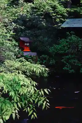 箱根神社の{uncategorized: "未分類", other: "その他", undefined: "問題あり", building: "その他建物", grave: "お墓", sacred_gate: "鳥居", guardian: "狛犬", statue: "像", buddha: "仏像", history: "歴史", nature: "自然", garden: "庭園", animal: "動物", pagoda: "塔", temizu: "手水舎", mountain_gate: "山門・神門", sanctuary: "本殿・本堂", subordinate: "末社・摂社", art: "芸術", scenery: "景色", jizo: "地蔵", ema: "絵馬", goshuin: "御朱印", omikuji: "おみくじ", items: "授与品その他", amulet: "お守り", goshuincho: "御朱印帳", eats: "食事", festival: "お祭り", votive_dance: "神楽", shichigosan: "七五三参", wedding: "結婚式", experience: "体験その他", initially: "初詣", around: "周辺", anti_infection: "感染症対策"}