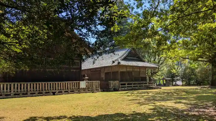 末廣神社の庭園