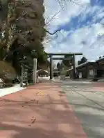 射水神社の{uncategorized: "未分類", other: "その他", undefined: "問題あり", building: "その他建物", grave: "お墓", sacred_gate: "鳥居", guardian: "狛犬", statue: "像", buddha: "仏像", history: "歴史", nature: "自然", garden: "庭園", animal: "動物", pagoda: "塔", temizu: "手水舎", mountain_gate: "山門・神門", sanctuary: "本殿・本堂", subordinate: "末社・摂社", art: "芸術", scenery: "景色", jizo: "地蔵", ema: "絵馬", goshuin: "御朱印", omikuji: "おみくじ", items: "授与品その他", amulet: "お守り", goshuincho: "御朱印帳", eats: "食事", festival: "お祭り", votive_dance: "神楽", shichigosan: "七五三参", wedding: "結婚式", experience: "体験その他", initially: "初詣", around: "周辺", anti_infection: "感染症対策"}