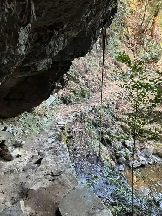 星谷寺(星の岩屋)(徳島県)