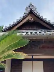 威徳院の本殿