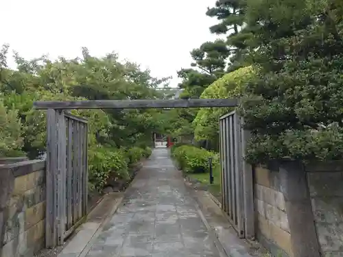 徳願寺の山門