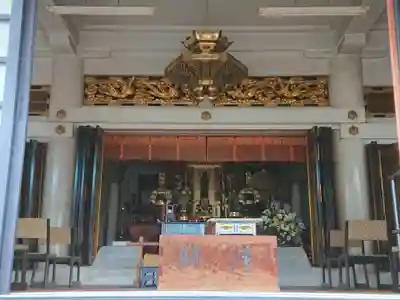 願隆寺の本殿・本堂