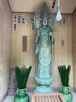 大聖院(高塚不動尊)の{uncategorized: "未分類", other: "その他", undefined: "問題あり", building: "その他建物", grave: "お墓", sacred_gate: "鳥居", guardian: "狛犬", statue: "像", buddha: "仏像", history: "歴史", nature: "自然", garden: "庭園", animal: "動物", pagoda: "塔", temizu: "手水舎", mountain_gate: "山門・神門", sanctuary: "本殿・本堂", subordinate: "末社・摂社", art: "芸術", scenery: "景色", jizo: "地蔵", ema: "絵馬", goshuin: "御朱印", omikuji: "おみくじ", items: "授与品その他", amulet: "お守り", goshuincho: "御朱印帳", eats: "食事", festival: "お祭り", votive_dance: "神楽", shichigosan: "七五三参", wedding: "結婚式", experience: "体験その他", initially: "初詣", around: "周辺", anti_infection: "感染症対策"}