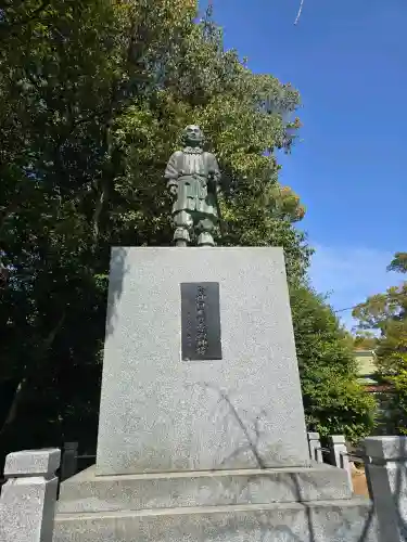 和泉國一之宮　大鳥大社の{uncategorized: "未分類", other: "その他", undefined: "問題あり", building: "その他建物", grave: "お墓", sacred_gate: "鳥居", guardian: "狛犬", statue: "像", buddha: "仏像", history: "歴史", nature: "自然", garden: "庭園", animal: "動物", pagoda: "塔", temizu: "手水舎", mountain_gate: "山門・神門", sanctuary: "本殿・本堂", subordinate: "末社・摂社", art: "芸術", scenery: "景色", jizo: "地蔵", ema: "絵馬", goshuin: "御朱印", omikuji: "おみくじ", items: "授与品その他", amulet: "お守り", goshuincho: "御朱印帳", eats: "食事", festival: "お祭り", votive_dance: "神楽", shichigosan: "七五三参", wedding: "結婚式", experience: "体験その他", initially: "初詣", around: "周辺", anti_infection: "感染症対策"}