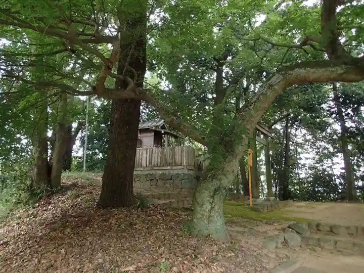 神坐日向神社(大神神社摂社)のその他建物