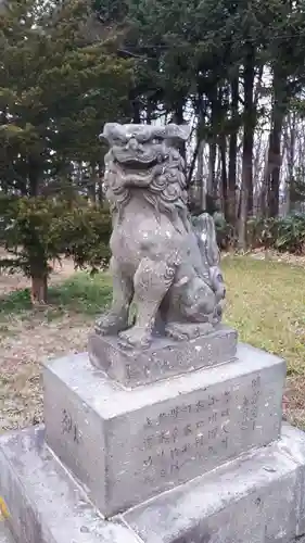 聚富神社の狛犬