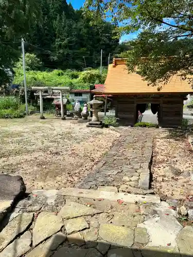 杉沢観音(山形県)