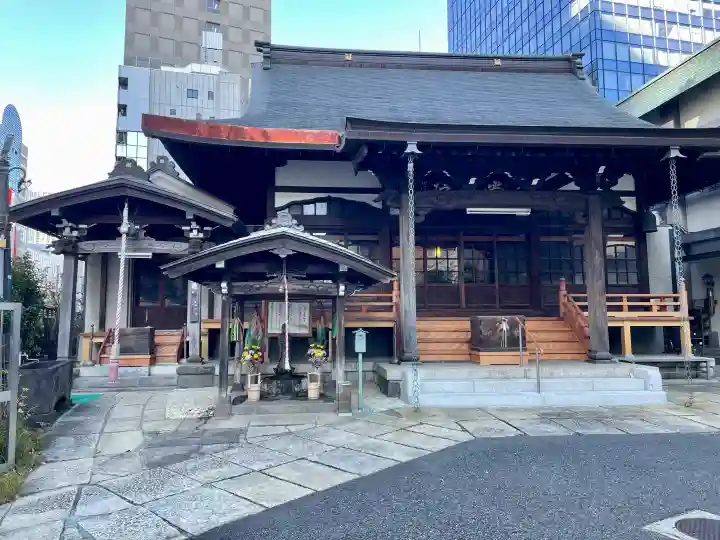 常泉院の{uncategorized: "未分類", other: "その他", undefined: "問題あり", building: "その他建物", grave: "お墓", sacred_gate: "鳥居", guardian: "狛犬", statue: "像", buddha: "仏像", history: "歴史", nature: "自然", garden: "庭園", animal: "動物", pagoda: "塔", temizu: "手水舎", mountain_gate: "山門・神門", sanctuary: "本殿・本堂", subordinate: "末社・摂社", art: "芸術", scenery: "景色", jizo: "地蔵", ema: "絵馬", goshuin: "御朱印", omikuji: "おみくじ", items: "授与品その他", amulet: "お守り", goshuincho: "御朱印帳", eats: "食事", festival: "お祭り", votive_dance: "神楽", shichigosan: "七五三参", wedding: "結婚式", experience: "体験その他", initially: "初詣", around: "周辺", anti_infection: "感染症対策"}