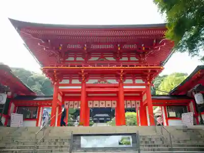 近江神宮の山門・神門