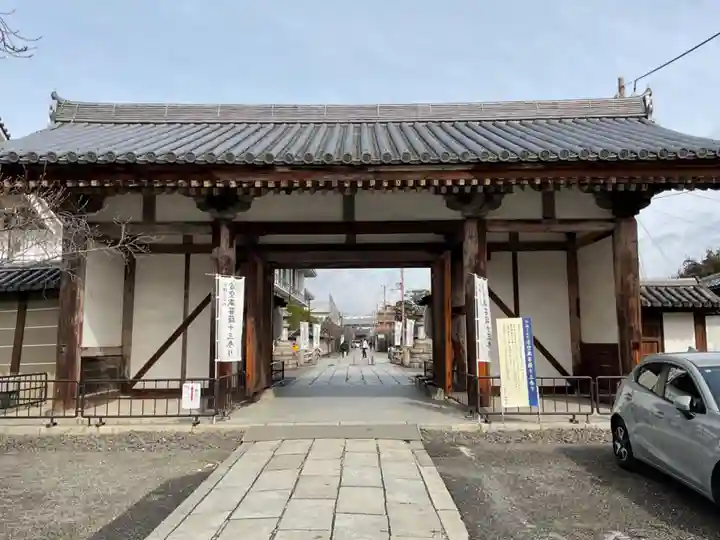 東寺(教王護国寺)の山門・神門