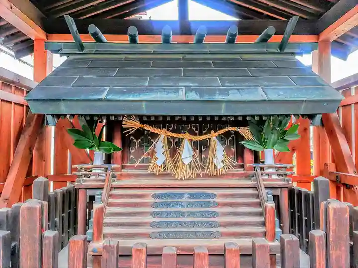 北山八幡社の本殿・本堂