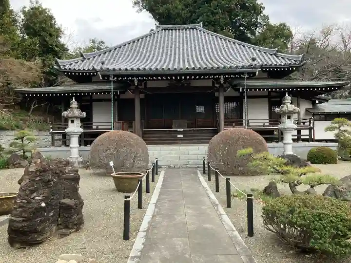 長福寺の{uncategorized: "未分類", other: "その他", undefined: "問題あり", building: "その他建物", grave: "お墓", sacred_gate: "鳥居", guardian: "狛犬", statue: "像", buddha: "仏像", history: "歴史", nature: "自然", garden: "庭園", animal: "動物", pagoda: "塔", temizu: "手水舎", mountain_gate: "山門・神門", sanctuary: "本殿・本堂", subordinate: "末社・摂社", art: "芸術", scenery: "景色", jizo: "地蔵", ema: "絵馬", goshuin: "御朱印", omikuji: "おみくじ", items: "授与品その他", amulet: "お守り", goshuincho: "御朱印帳", eats: "食事", festival: "お祭り", votive_dance: "神楽", shichigosan: "七五三参", wedding: "結婚式", experience: "体験その他", initially: "初詣", around: "周辺", anti_infection: "感染症対策"}