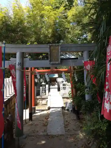 三大神社の鳥居