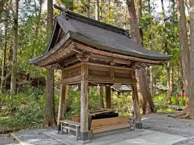 小國神社の手水舎