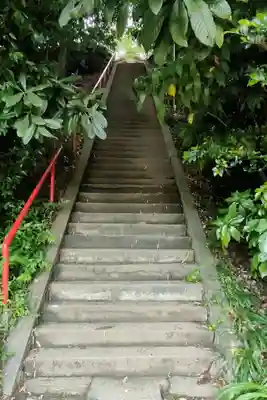 佐麻久嶺神社の庭園