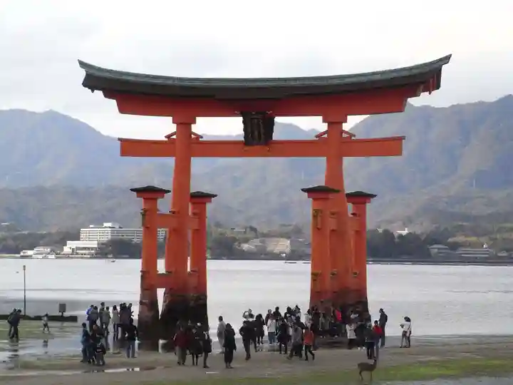 厳島神社(広島県)