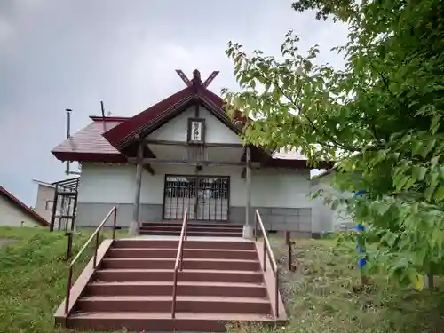 屈足神社の本殿