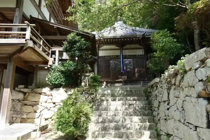 宝厳寺の末社・摂社