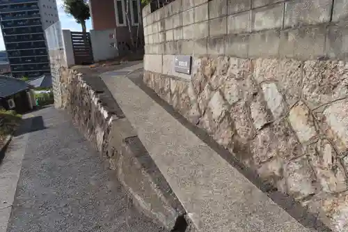 新宮社（岩瀧神社摂社）の周辺