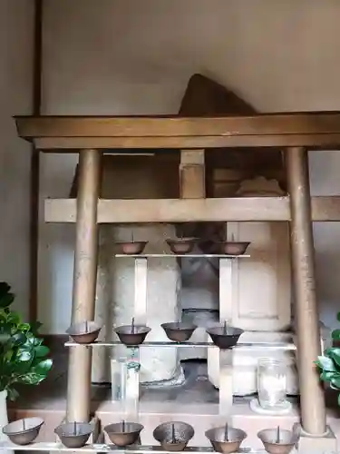 厳嶋神社の本殿・本堂