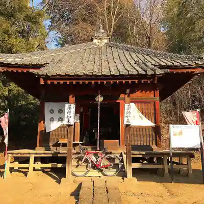 新町薬師堂の本殿・本堂