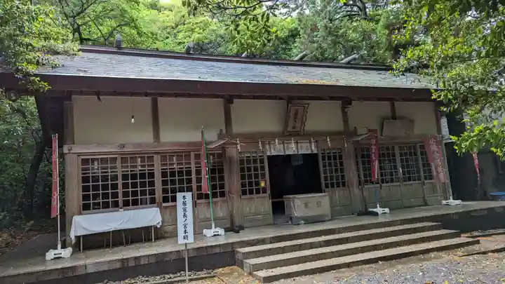 本居宣長ノ宮の本殿・本堂