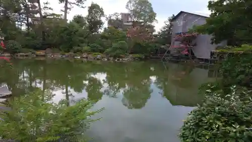 嚴島神社 (京都御苑)の庭園