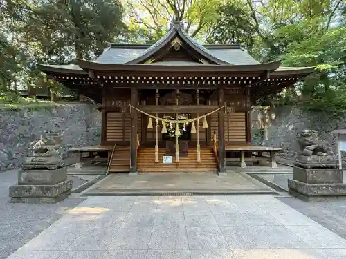 五所神社の{uncategorized: "未分類", other: "その他", undefined: "問題あり", building: "その他建物", grave: "お墓", sacred_gate: "鳥居", guardian: "狛犬", statue: "像", buddha: "仏像", history: "歴史", nature: "自然", garden: "庭園", animal: "動物", pagoda: "塔", temizu: "手水舎", mountain_gate: "山門・神門", sanctuary: "本殿・本堂", subordinate: "末社・摂社", art: "芸術", scenery: "景色", jizo: "地蔵", ema: "絵馬", goshuin: "御朱印", omikuji: "おみくじ", items: "授与品その他", amulet: "お守り", goshuincho: "御朱印帳", eats: "食事", festival: "お祭り", votive_dance: "神楽", shichigosan: "七五三参", wedding: "結婚式", experience: "体験その他", initially: "初詣", around: "周辺", anti_infection: "感染症対策"}