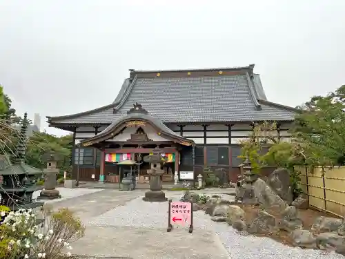 法長寺の本殿・本堂