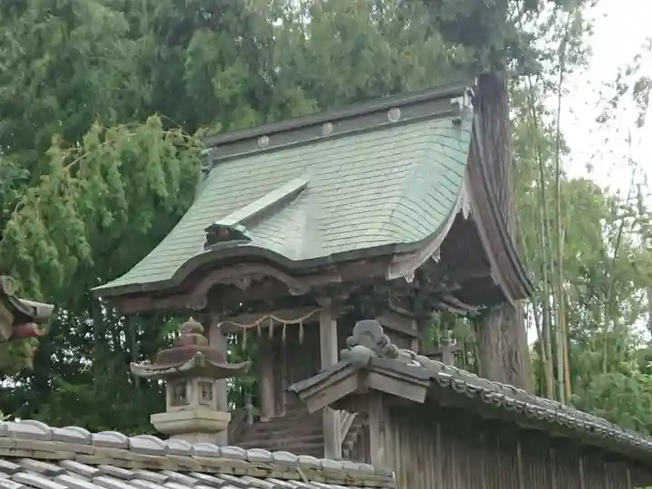 若宮八幡神社(東町)の本殿・本堂