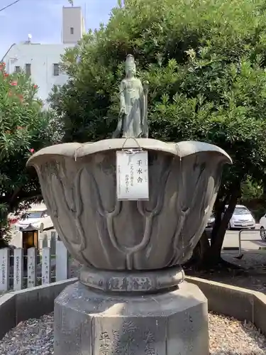 大須観音 （北野山真福寺宝生院）の手水舎
