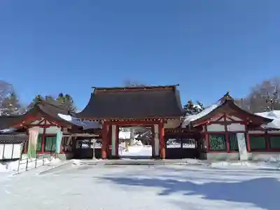 北海道護國神社の山門・神門