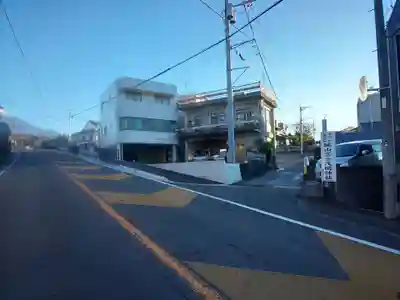 城山富士浅間神社の周辺