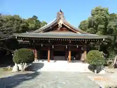 竈山神社の本殿