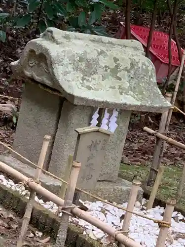 春日神社の末社