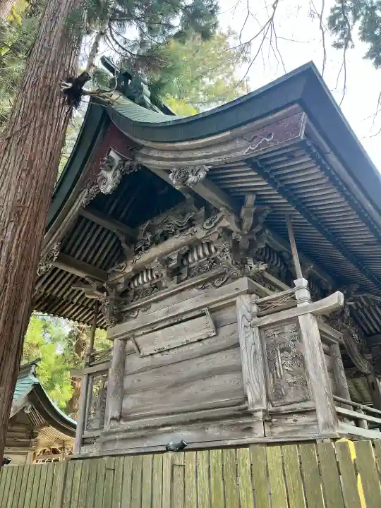 熊野大社の{uncategorized: "未分類", other: "その他", undefined: "問題あり", building: "その他建物", grave: "お墓", sacred_gate: "鳥居", guardian: "狛犬", statue: "像", buddha: "仏像", history: "歴史", nature: "自然", garden: "庭園", animal: "動物", pagoda: "塔", temizu: "手水舎", mountain_gate: "山門・神門", sanctuary: "本殿・本堂", subordinate: "末社・摂社", art: "芸術", scenery: "景色", jizo: "地蔵", ema: "絵馬", goshuin: "御朱印", omikuji: "おみくじ", items: "授与品その他", amulet: "お守り", goshuincho: "御朱印帳", eats: "食事", festival: "お祭り", votive_dance: "神楽", shichigosan: "七五三参", wedding: "結婚式", experience: "体験その他", initially: "初詣", around: "周辺", anti_infection: "感染症対策"}