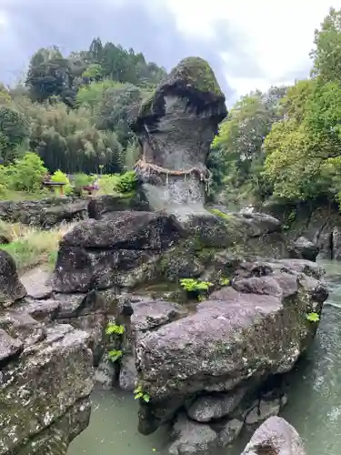 陰陽石神社(宮崎県)
