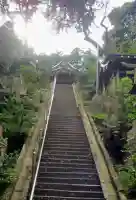諏訪神社の{uncategorized: "未分類", other: "その他", undefined: "問題あり", building: "その他建物", grave: "お墓", sacred_gate: "鳥居", guardian: "狛犬", statue: "像", buddha: "仏像", history: "歴史", nature: "自然", garden: "庭園", animal: "動物", pagoda: "塔", temizu: "手水舎", mountain_gate: "山門・神門", sanctuary: "本殿・本堂", subordinate: "末社・摂社", art: "芸術", scenery: "景色", jizo: "地蔵", ema: "絵馬", goshuin: "御朱印", omikuji: "おみくじ", items: "授与品その他", amulet: "お守り", goshuincho: "御朱印帳", eats: "食事", festival: "お祭り", votive_dance: "神楽", shichigosan: "七五三参", wedding: "結婚式", experience: "体験その他", initially: "初詣", around: "周辺", anti_infection: "感染症対策"}