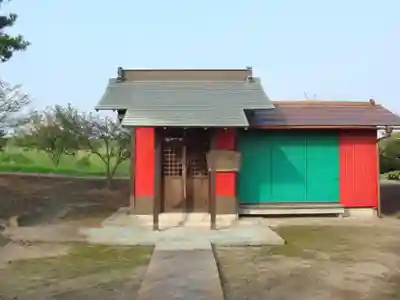 三軒家の鬼門除け稲荷の本殿・本堂