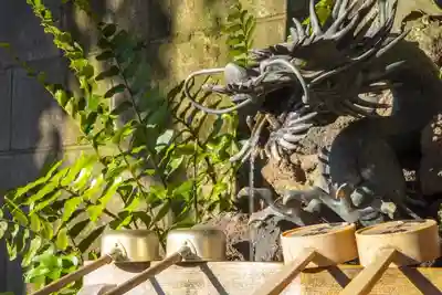 久富稲荷神社の手水舎