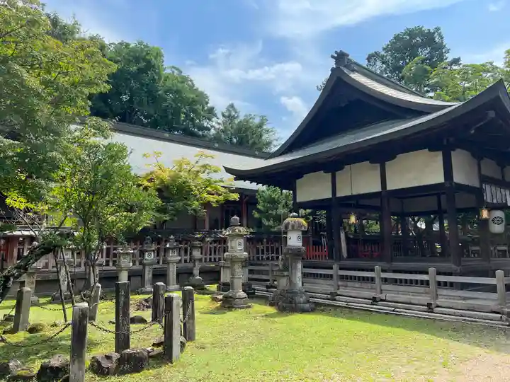 手向山八幡宮の本殿・本堂