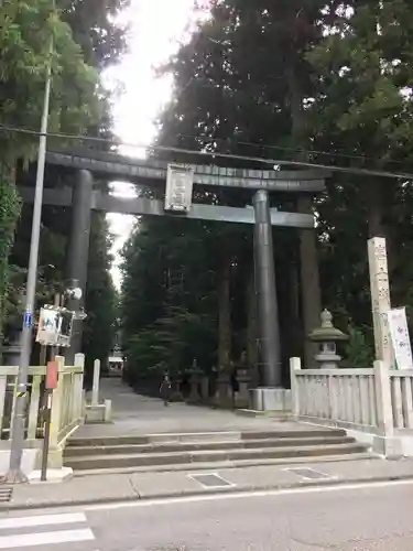 北口本宮冨士浅間神社の鳥居