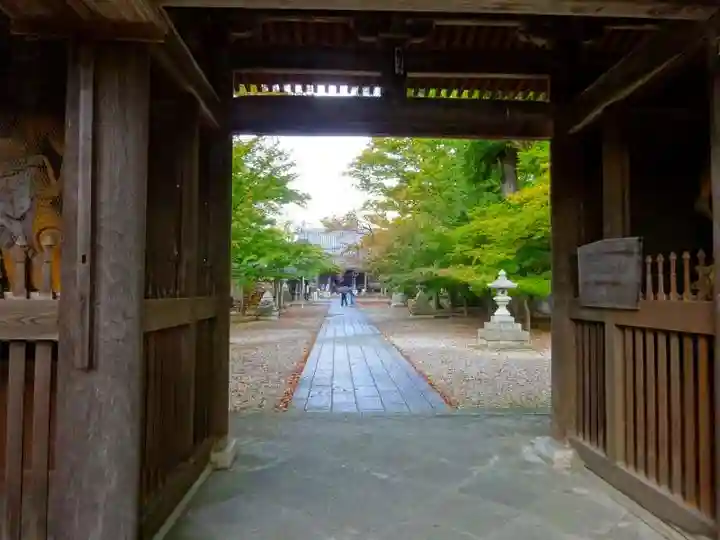 渡岸寺観音堂(向源寺)(滋賀県)