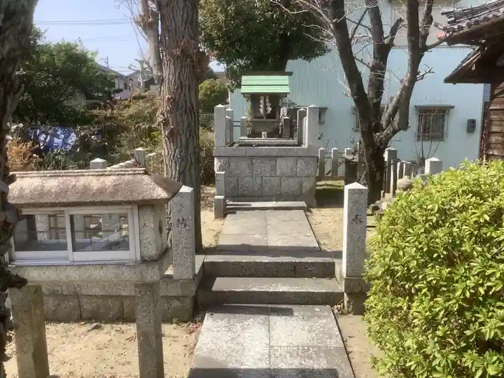 薬師堂(前田西町)・秋葉神社のその他建物