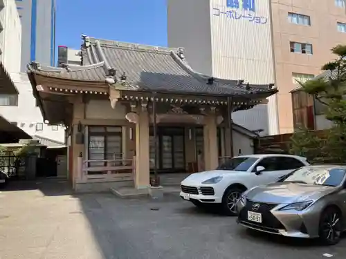 聞安寺の本殿・本堂