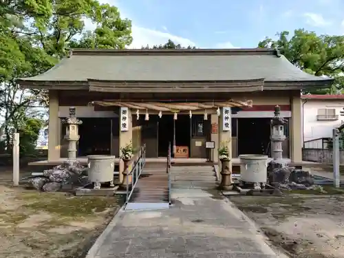 皇美屋神社の本殿