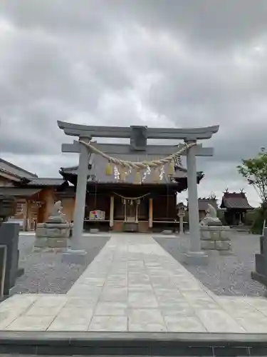 栗橋八坂神社の鳥居