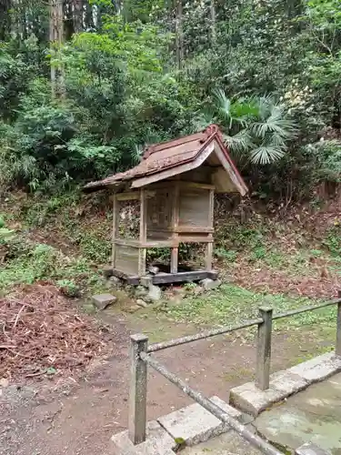 松田神社の本殿