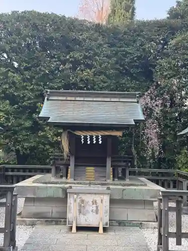 恵比寿神社（恵比寿ガーデンプレイス）の{uncategorized: "未分類", other: "その他", undefined: "問題あり", building: "その他建物", grave: "お墓", sacred_gate: "鳥居", guardian: "狛犬", statue: "像", buddha: "仏像", history: "歴史", nature: "自然", garden: "庭園", animal: "動物", pagoda: "塔", temizu: "手水舎", mountain_gate: "山門・神門", sanctuary: "本殿・本堂", subordinate: "末社・摂社", art: "芸術", scenery: "景色", jizo: "地蔵", ema: "絵馬", goshuin: "御朱印", omikuji: "おみくじ", items: "授与品その他", amulet: "お守り", goshuincho: "御朱印帳", eats: "食事", festival: "お祭り", votive_dance: "神楽", shichigosan: "七五三参", wedding: "結婚式", experience: "体験その他", initially: "初詣", around: "周辺", anti_infection: "感染症対策"}